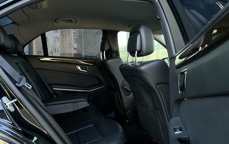 Mercedes-Benz E-Класс, 2012 год, 1 240 000 рублей, 27 фотография