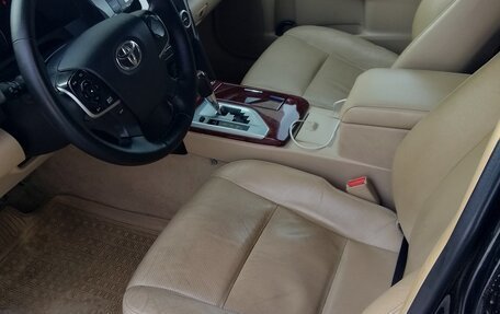 Toyota Camry, 2014 год, 1 600 000 рублей, 4 фотография