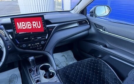 Toyota Camry, 2021 год, 3 650 000 рублей, 16 фотография