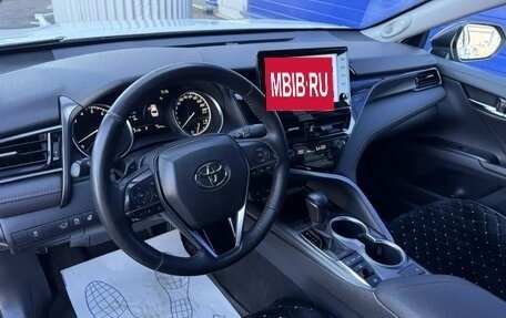 Toyota Camry, 2021 год, 3 650 000 рублей, 5 фотография