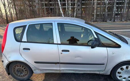 Mitsubishi Colt VI рестайлинг, 2004 год, 206 000 рублей, 7 фотография