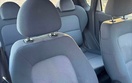 Mitsubishi Colt VI рестайлинг, 2004 год, 206 000 рублей, 16 фотография