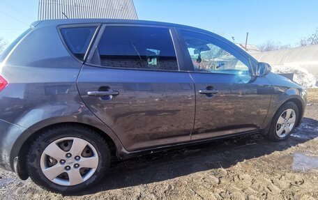 KIA cee'd I рестайлинг, 2010 год, 650 000 рублей, 4 фотография