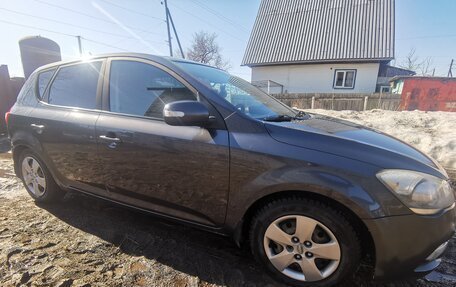 KIA cee'd I рестайлинг, 2010 год, 650 000 рублей, 7 фотография