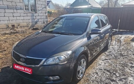 KIA cee'd I рестайлинг, 2010 год, 650 000 рублей, 2 фотография