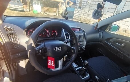 KIA cee'd I рестайлинг, 2010 год, 650 000 рублей, 8 фотография