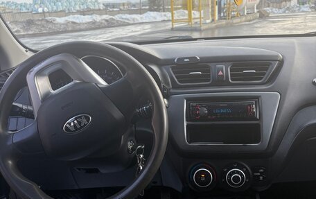KIA Rio III рестайлинг, 2013 год, 800 000 рублей, 4 фотография
