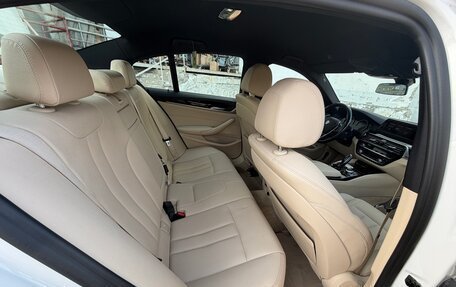 BMW 5 серия, 2018 год, 2 710 000 рублей, 13 фотография