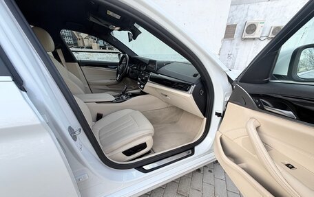 BMW 5 серия, 2018 год, 2 710 000 рублей, 14 фотография