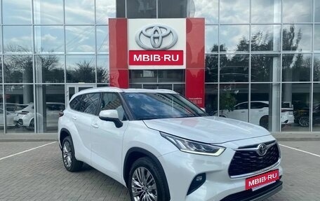 Toyota Highlander, 2026 год, 6 600 000 рублей, 3 фотография