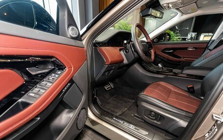 Land Rover Range Rover Evoque II, 2025 год, 7 390 000 рублей, 18 фотография