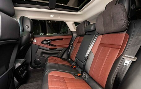 Land Rover Range Rover Evoque II, 2025 год, 7 390 000 рублей, 17 фотография