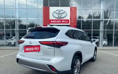 Toyota Highlander, 2026 год, 6 600 000 рублей, 5 фотография