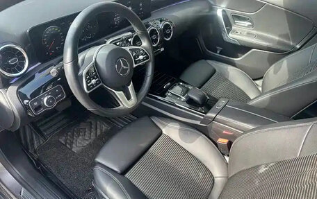 Mercedes-Benz A-Класс, 2021 год, 1 499 000 рублей, 9 фотография