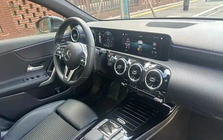 Mercedes-Benz A-Класс, 2021 год, 1 499 000 рублей, 11 фотография