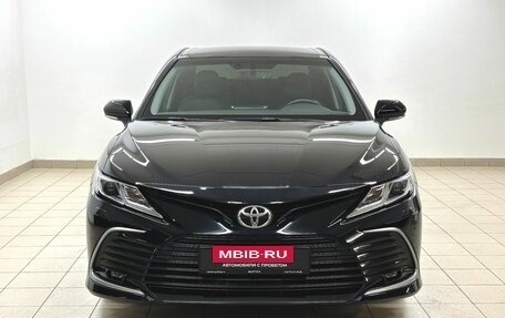 Toyota Camry, 2021 год, 3 050 000 рублей, 2 фотография