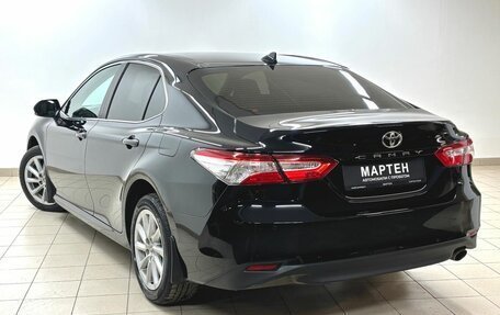 Toyota Camry, 2021 год, 3 050 000 рублей, 6 фотография