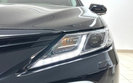 Toyota Camry, 2021 год, 3 050 000 рублей, 8 фотография