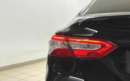 Toyota Camry, 2021 год, 3 050 000 рублей, 10 фотография