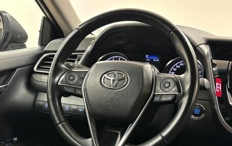 Toyota Camry, 2021 год, 3 050 000 рублей, 18 фотография