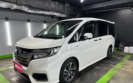 Honda Stepwgn IV, 2019 год, 2 390 000 рублей, 1 фотография