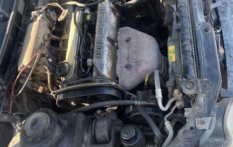 Hyundai Sonata IV рестайлинг, 2005 год, 250 000 рублей, 12 фотография