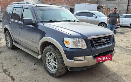 Ford Explorer III, 2005 год, 900 000 рублей, 3 фотография
