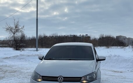 Volkswagen Polo VI (EU Market), 2013 год, 715 000 рублей, 2 фотография