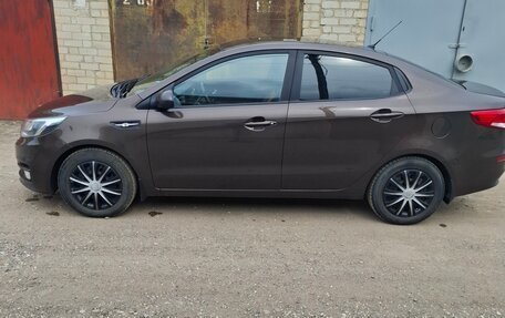 KIA Rio III рестайлинг, 2016 год, 950 000 рублей, 3 фотография