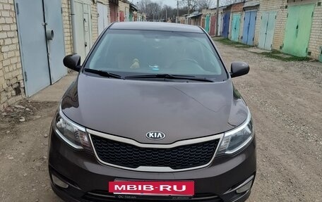 KIA Rio III рестайлинг, 2016 год, 950 000 рублей, 4 фотография