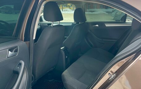 Volkswagen Jetta VI, 2013 год, 770 000 рублей, 17 фотография