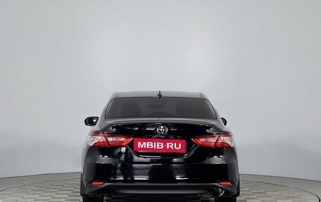 Toyota Camry, 2021 год, 3 100 000 рублей, 6 фотография
