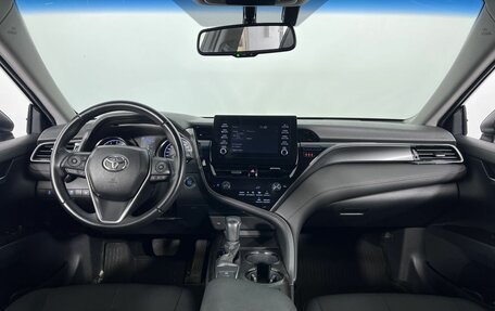 Toyota Camry, 2021 год, 3 100 000 рублей, 14 фотография