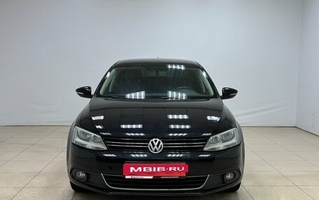 Volkswagen Jetta VI, 2013 год, 800 000 рублей, 2 фотография