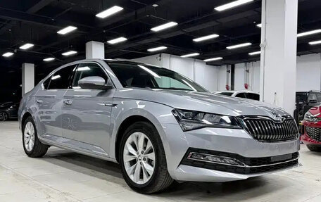 Skoda Superb III рестайлинг, 2021 год, 1 599 000 рублей, 5 фотография