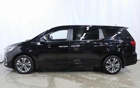 KIA Carnival III, 2018 год, 2 320 000 рублей, 8 фотография