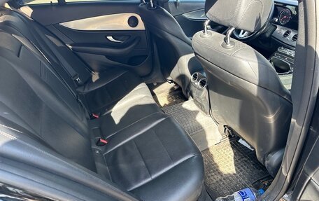 Mercedes-Benz E-Класс, 2019 год, 1 670 000 рублей, 10 фотография