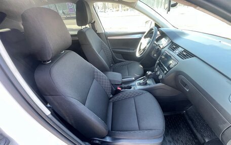 Skoda Octavia, 2020 год, 1 000 000 рублей, 16 фотография