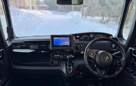 Honda N-BOX II, 2022 год, 785 000 рублей, 5 фотография