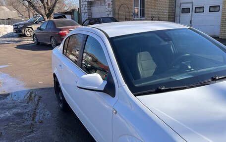 Opel Astra H, 2011 год, 700 000 рублей, 2 фотография