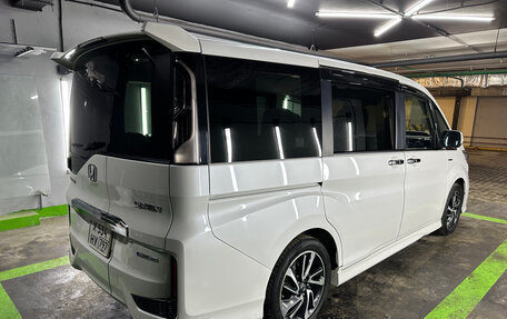 Honda Stepwgn IV, 2019 год, 2 390 000 рублей, 5 фотография