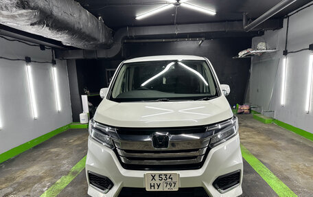 Honda Stepwgn IV, 2019 год, 2 390 000 рублей, 2 фотография