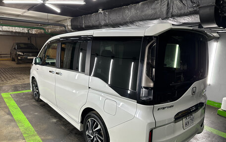 Honda Stepwgn IV, 2019 год, 2 390 000 рублей, 4 фотография