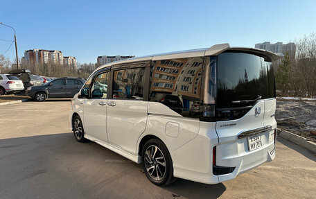 Honda Stepwgn IV, 2019 год, 2 390 000 рублей, 40 фотография