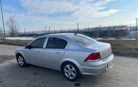 Opel Astra H, 2011 год, 605 000 рублей, 3 фотография