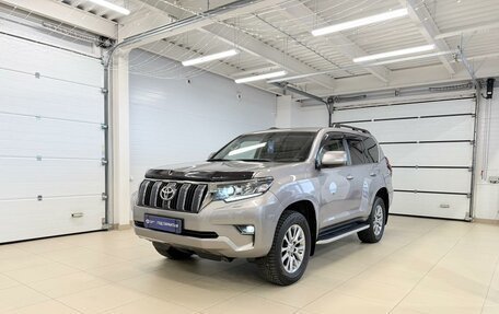 Toyota Land Cruiser Prado 150 рестайлинг 2, 2019 год, 7 299 900 рублей, 2 фотография
