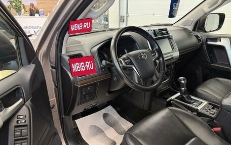 Toyota Land Cruiser Prado 150 рестайлинг 2, 2019 год, 7 299 900 рублей, 10 фотография