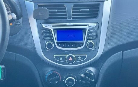 Hyundai Solaris II рестайлинг, 2014 год, 719 000 рублей, 16 фотография