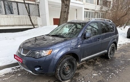 Mitsubishi Outlander III рестайлинг 3, 2008 год, 893 000 рублей, 1 фотография