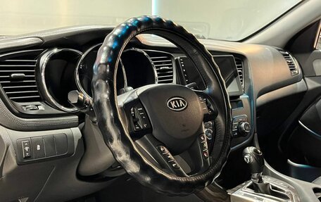 KIA K5 I рестайлинг, 2012 год, 1 200 000 рублей, 12 фотография